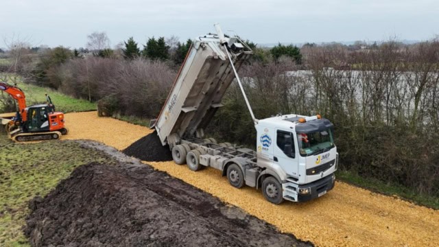 Droitwich Aggregate Delivery - Commercial site