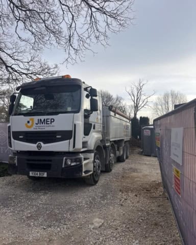 JMEP lorry on site